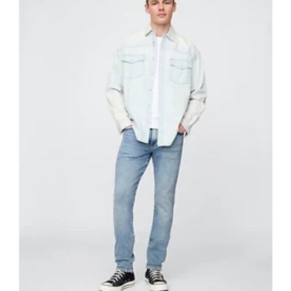 NWT Gap Mens Slim Taper Jeans in Gapflex Stretch Light Wash Size 30 x 28 - Picture 2 of 15